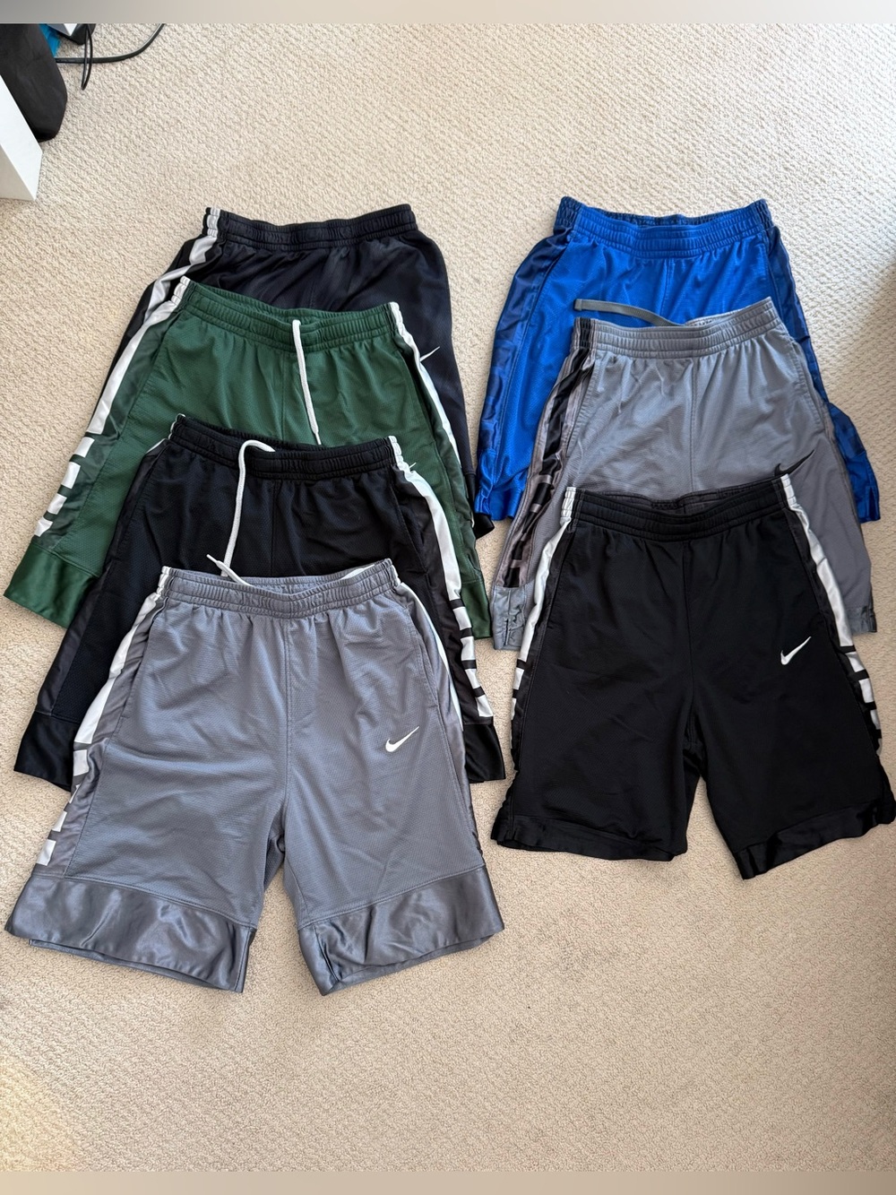 Nike boys Dri Fit basketball shorts size XL bundle of 7 pairs